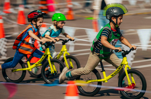 3 boys on balance bikes